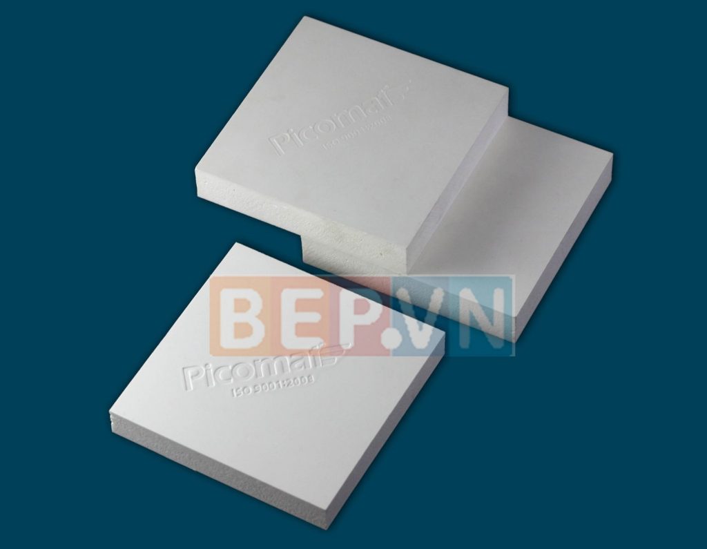 Ưu, nhược điểm của tủ bếp gỗ nhựa