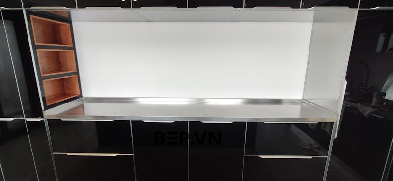 mat-ban-bep-inox-tu-bep-inox-canh-kinh-henry-3