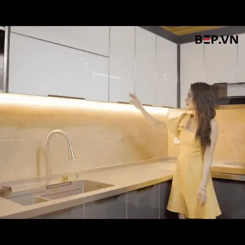 Cấu tạo cánh kính 3 lớp