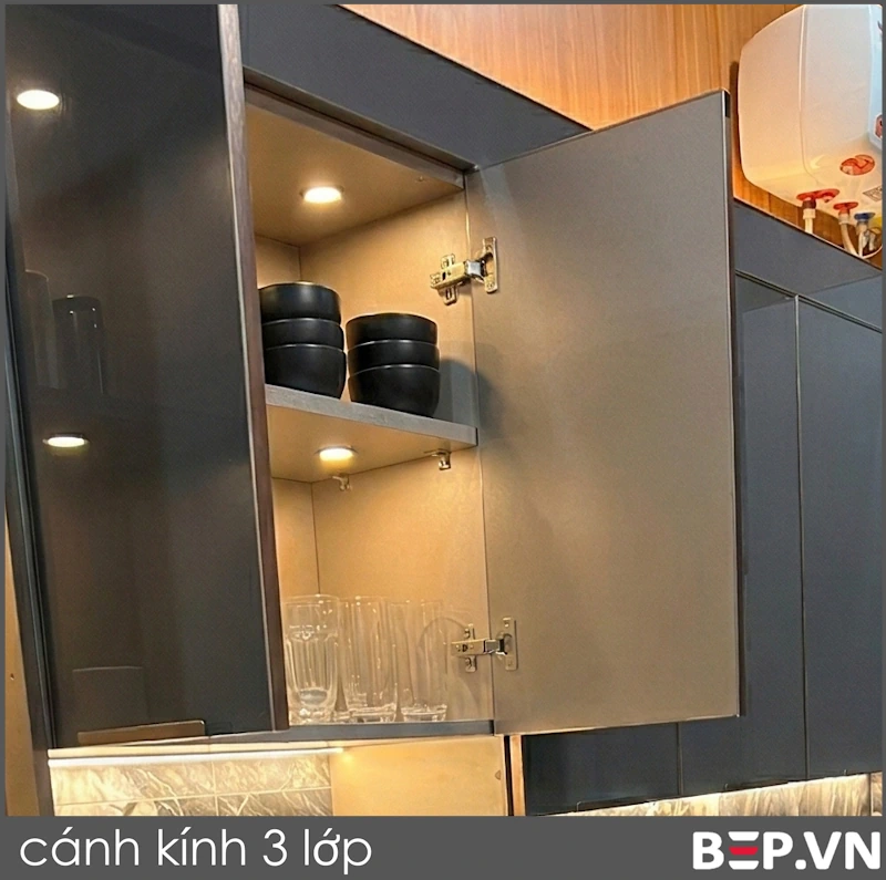 Cánh kính 3 lớp