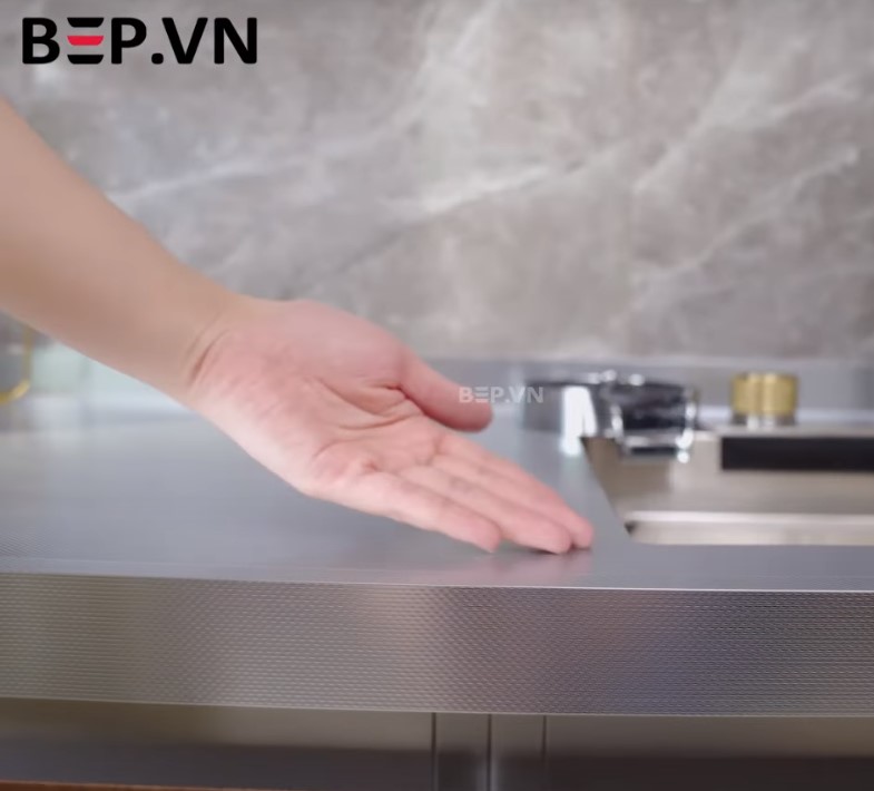mặt bàn inox liền chậu tạo dày 4cm