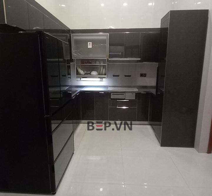 Tủ bếp inox cánh kính chị Huệ - Hải Phòng